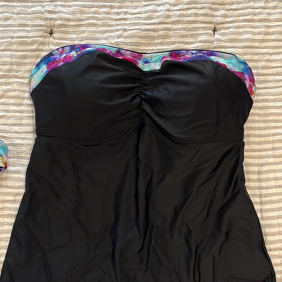 Athleta Tankini swimsuit set - Picture 7 of 8